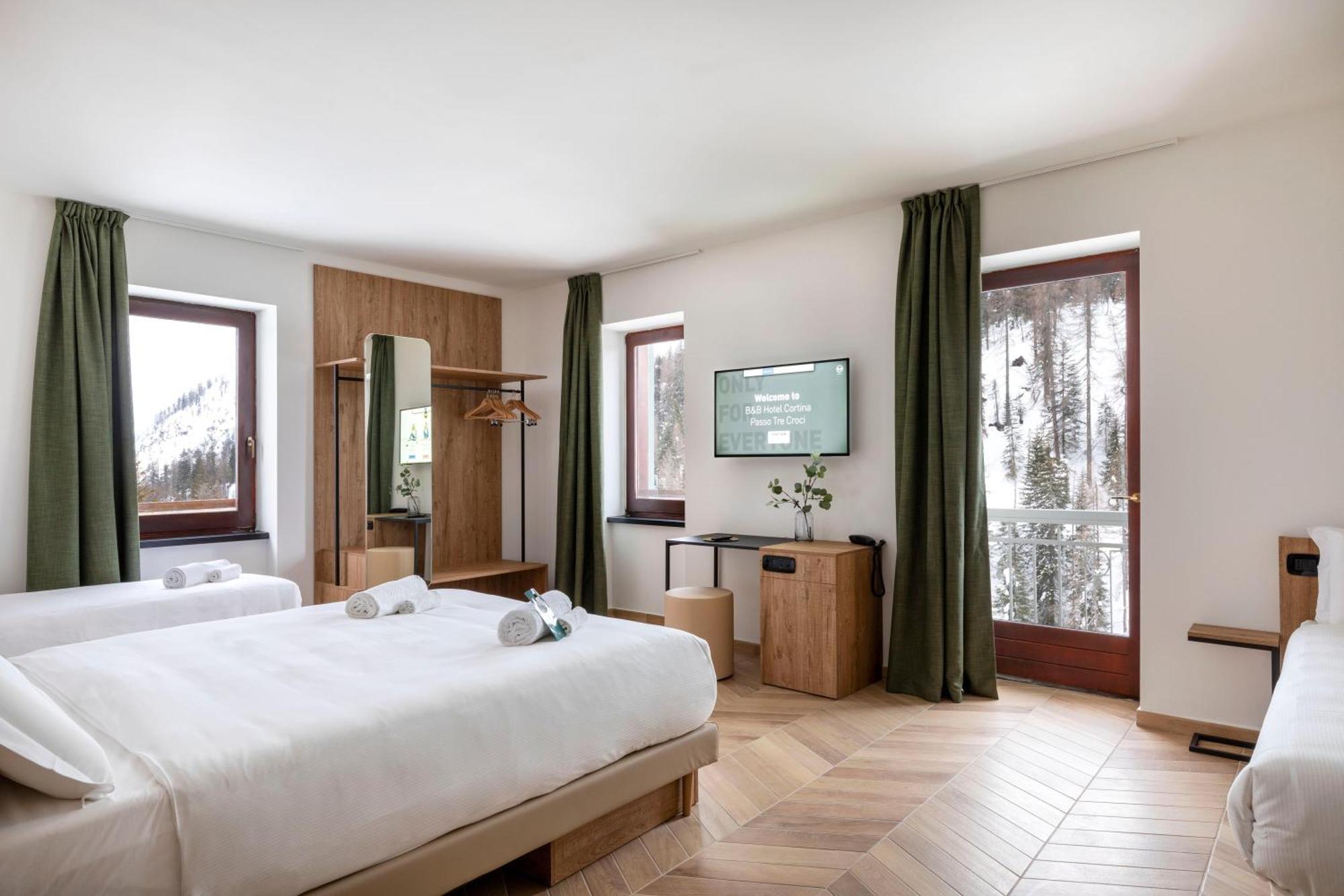 Passo Tre Croci Cortina Hotel 3*